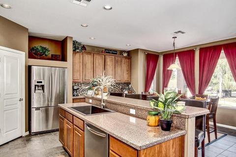 3020 S Seton Ave, Gilbert, AZ 85295 photo 2