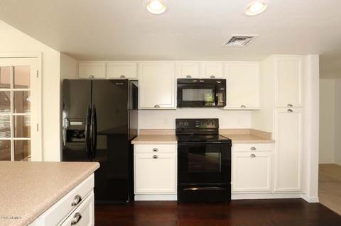 4050 E Round Hill Dr, Phoenix, AZ 85028 photo 7