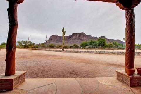 5169 E Forest St, Apache Junction, AZ 85119 photo 1
