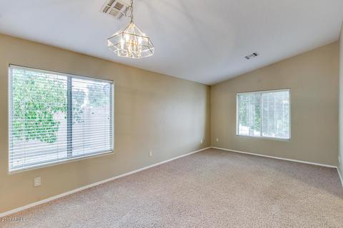 654 E Iris Ct, Gilbert, AZ 85296 photo 6