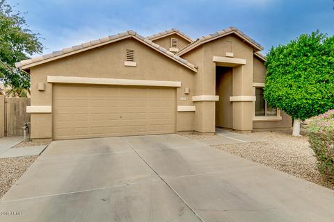 654 E Iris Ct, Gilbert, AZ 85296 photo 2