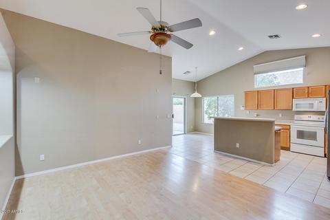 654 E Iris Ct, Gilbert, AZ 85296 photo 11
