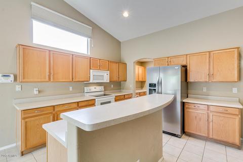 654 E Iris Ct, Gilbert, AZ 85296 photo 16