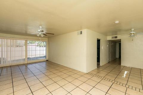 4810 N 57th Dr, Phoenix, AZ 85031 photo 12