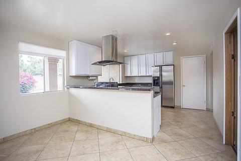 2423 E North Ln, Phoenix, AZ 85028 photo 8