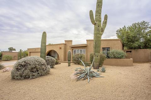 2423 E North Ln, Phoenix, AZ 85028 photo 1