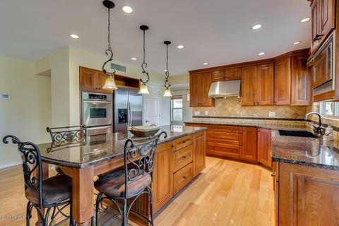 970 E Divot Dr, Tempe, AZ 85283 photo 11
