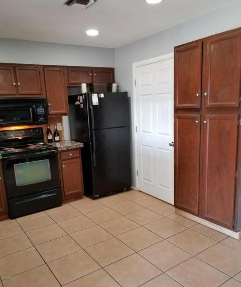 4133 E Nancy Ln, Phoenix, AZ 85042 photo 9