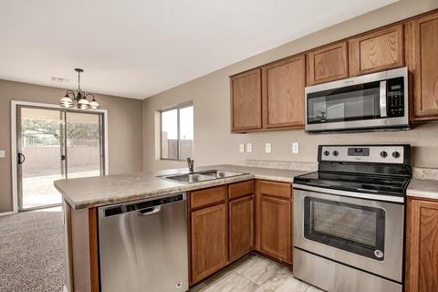 23816 N Greer Loop, Florence, AZ 85132 photo 2
