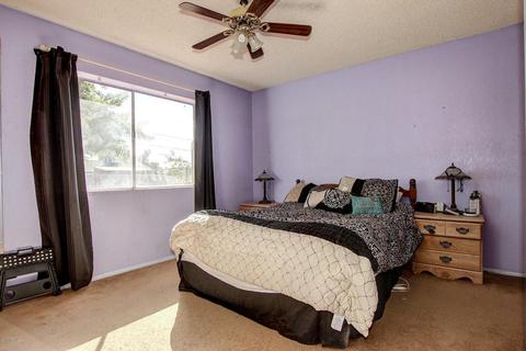 579 E Montebello Ave, Apache Junction, AZ 85119 photo 10