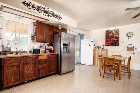 579 E Montebello Ave, Apache Junction, AZ 85119 photo 8