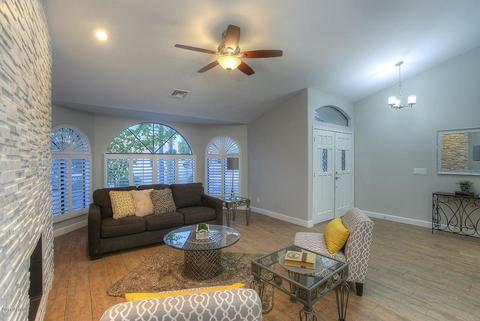 631 E Stonebridge Dr, Gilbert, AZ 85234 photo 4