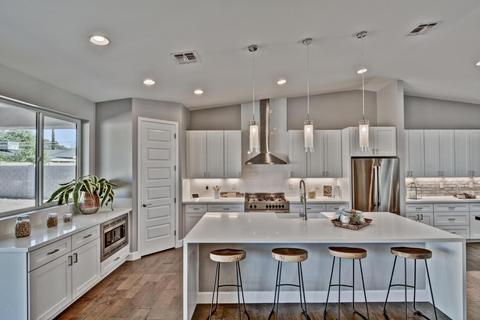 230 E Ashwood Pl, Phoenix, AZ 85012 photo 23