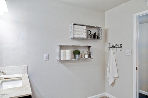 2140 E Cornell Dr, Tempe, AZ 85283 photo 22