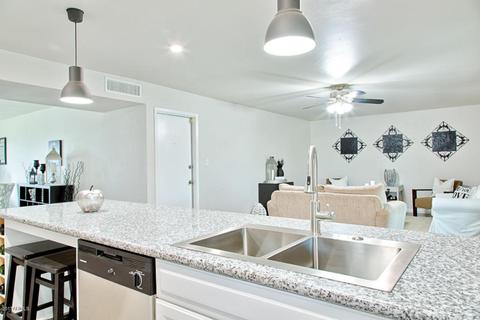 2140 E Cornell Dr, Tempe, AZ 85283 photo 17