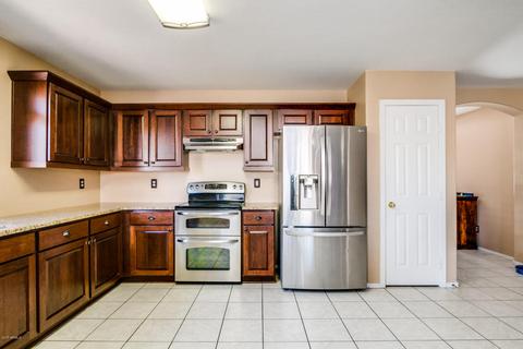2328 W Carson Rd, Phoenix, AZ 85041 photo 2
