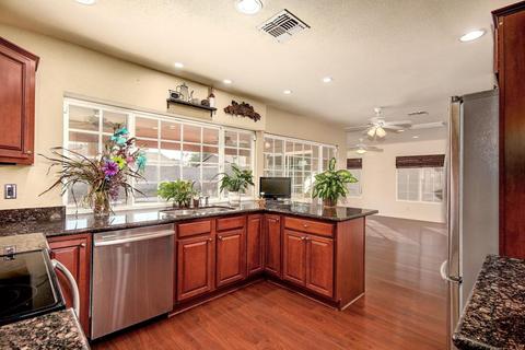 2629 E Shangri La Rd, Phoenix, AZ 85028 photo 4