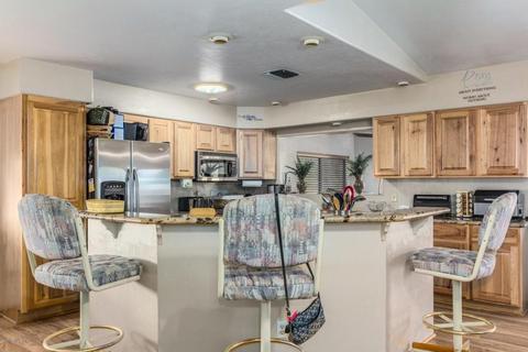4656 W Juniper Ave, Glendale, AZ 85306 photo 8