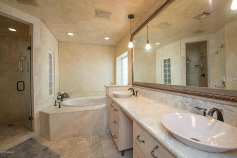 1515 E Ocotillo Rd, Phoenix, AZ 85014 photo 10
