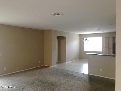 1385 E Chestnut Ln, Gilbert, AZ 85298 photo 3
