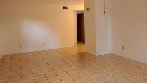 2684 E Oakleaf Dr, Tempe, AZ 85288 photo 8