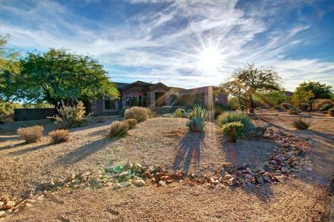 13 E Sagebrush Dr, Phoenix, AZ 85085 photo 1
