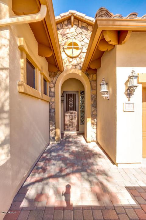 6918 E Snowdon St, Mesa, AZ 85207 photo 4
