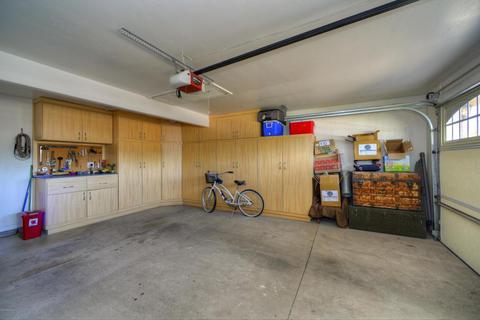 3318 N 47th Pl, Phoenix, AZ 85018 photo 21