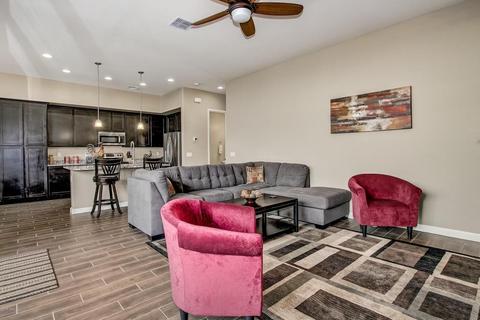 3062 N 33rd Pl, Phoenix, AZ 85018 photo 8