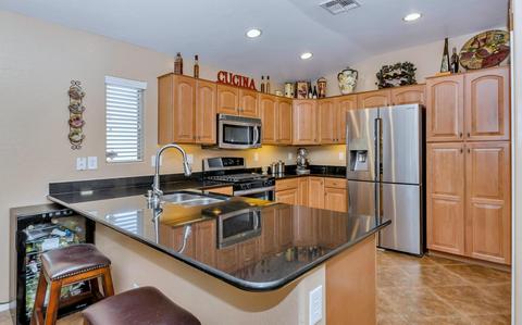 2823 E Charlotte Dr, Phoenix, AZ 85024 photo 4