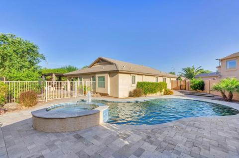2823 E Charlotte Dr, Phoenix, AZ 85024 photo 2