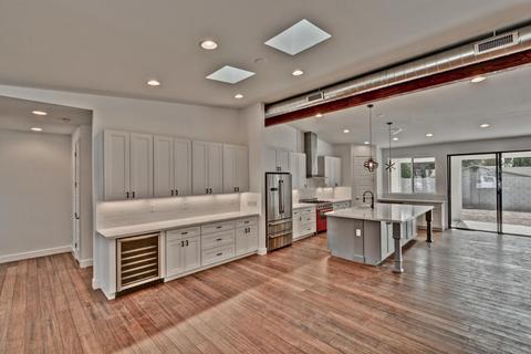 245 E Ashwood Pl, Phoenix, AZ 85012 photo 4