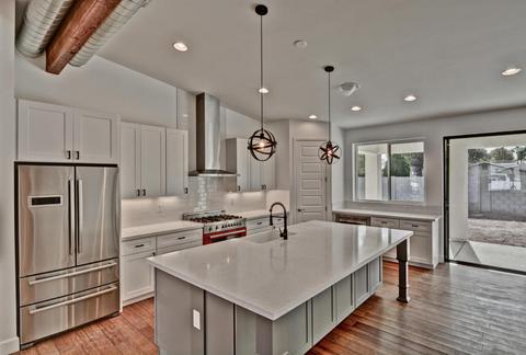 245 E Ashwood Pl, Phoenix, AZ 85012 photo 6