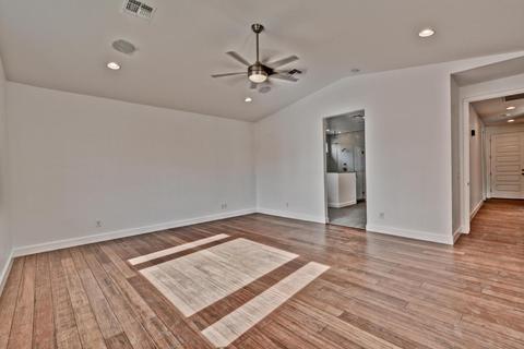 245 E Ashwood Pl, Phoenix, AZ 85012 photo 12