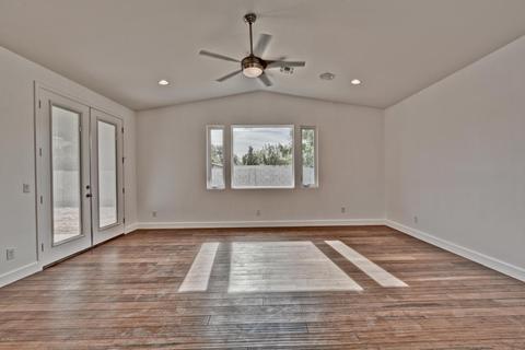 245 E Ashwood Pl, Phoenix, AZ 85012 photo 11