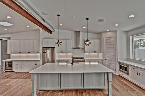 245 E Ashwood Pl, Phoenix, AZ 85012 photo 5
