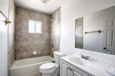 4029 W Mcdowell Rd, Phoenix, AZ 85009 photo 5