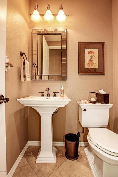 3937 E Patrick Ln, Phoenix, AZ 85050 photo 12