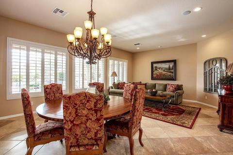 3937 E Patrick Ln, Phoenix, AZ 85050 photo 3