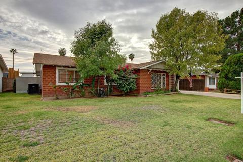 3735 W Cavalier Dr, Phoenix, AZ 85019 photo 1