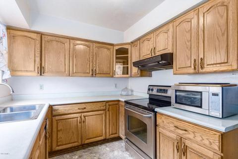 1016 W Halstead Dr, Phoenix, AZ 85023 photo 8