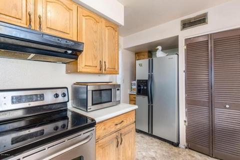 1016 W Halstead Dr, Phoenix, AZ 85023 photo 9
