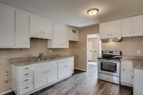 3920 W Krall St, Phoenix, AZ 85019 photo 6