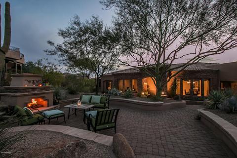 7013 E Summit Trail Cir, Mesa, AZ 85207 photo 2