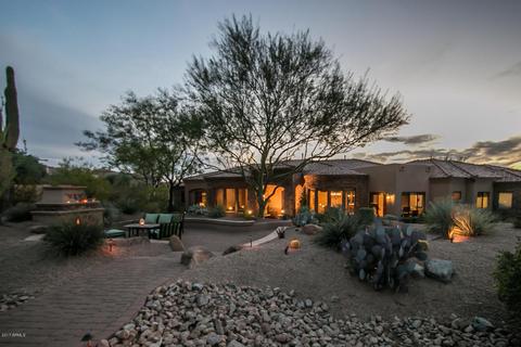 7013 E Summit Trail Cir, Mesa, AZ 85207 photo 1