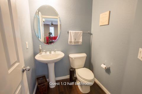 1319 E Julian Dr, Gilbert, AZ 85295 photo 8