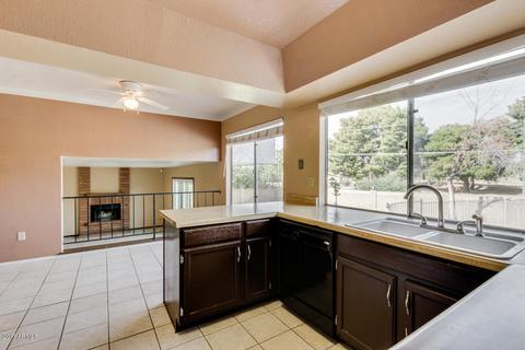 2954 E Gable Cir, Mesa, AZ 85204 photo 2