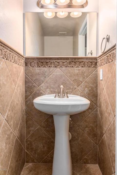 3417 E Avalon Dr, Phoenix, AZ 85018 photo 10