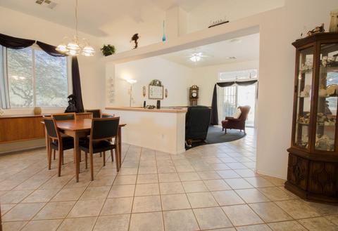 504 E Lydia Ln, Phoenix, AZ 85042 photo 5