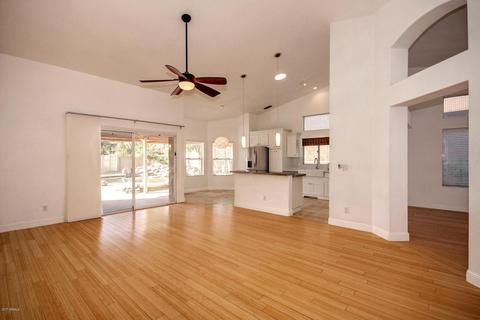 4035 E Capistrano Ave, Phoenix, AZ 85044 photo 4